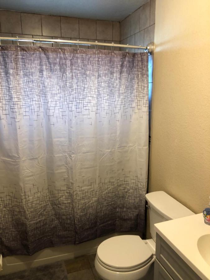The Rustic @ Paseo De Encinal Dr # 4 Apartamento Eagle Pass Exterior foto